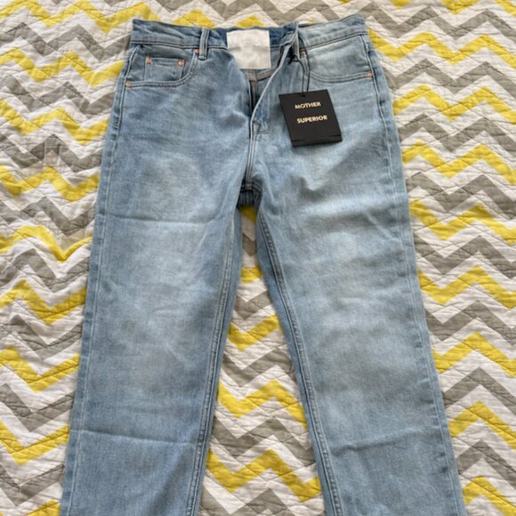 Mother Insider Step Crop Fray - 29 - 24" inseam - Picture 1 of 7